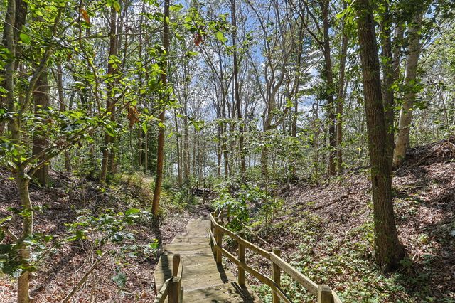 35 Santuit Pond Way 13A, Mashpee, MA 02649