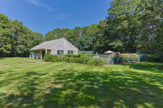 35 Santuit Pond Way 13A, Mashpee, MA 02649