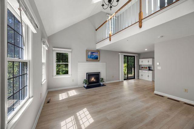 35 Santuit Pond Way 13A, Mashpee, MA 02649