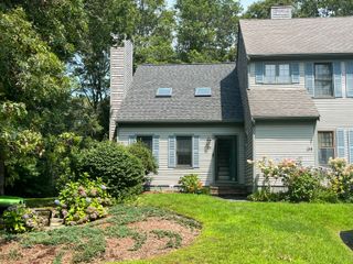 35 Santuit Pond Way 13A, Mashpee, MA 02649