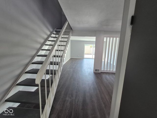 7411 Country Brook Drive, Indianapolis, IN 46260