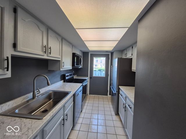 7411 Country Brook Drive, Indianapolis, IN 46260