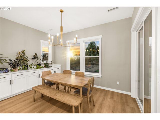 8608 Ne 182nd Pl, Vancouver, WA 98682