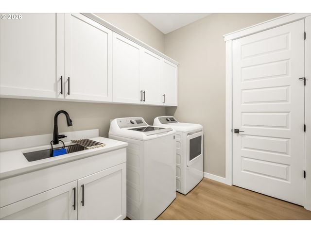 8608 Ne 182nd Pl, Vancouver, WA 98682