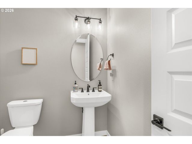 8608 Ne 182nd Pl, Vancouver, WA 98682