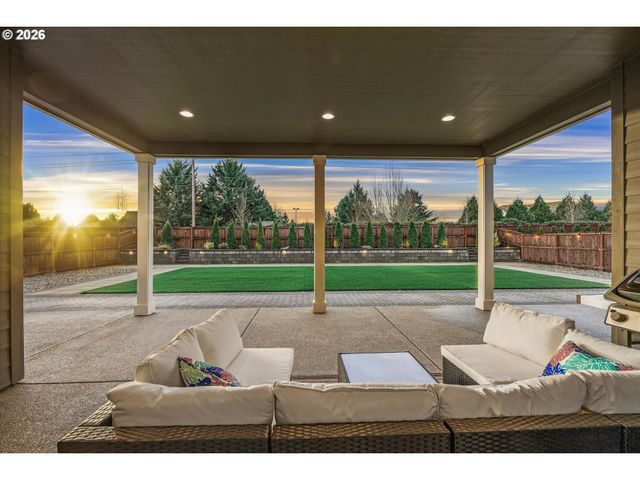 8608 Ne 182nd Pl, Vancouver, WA 98682