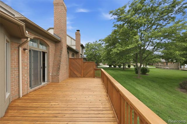 54698 Bellingham Drive 56, Utica, MI 48316