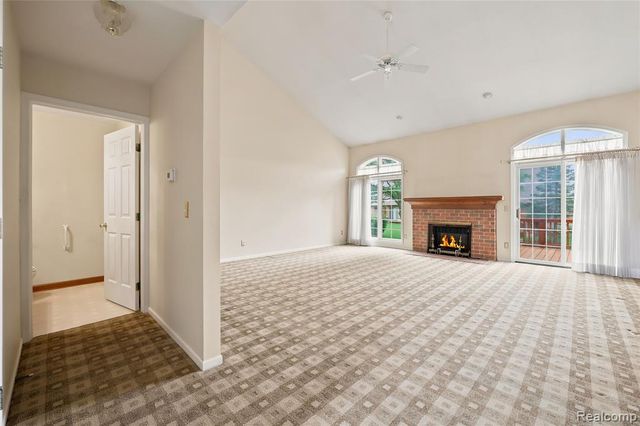 54698 Bellingham Drive 56, Utica, MI 48316