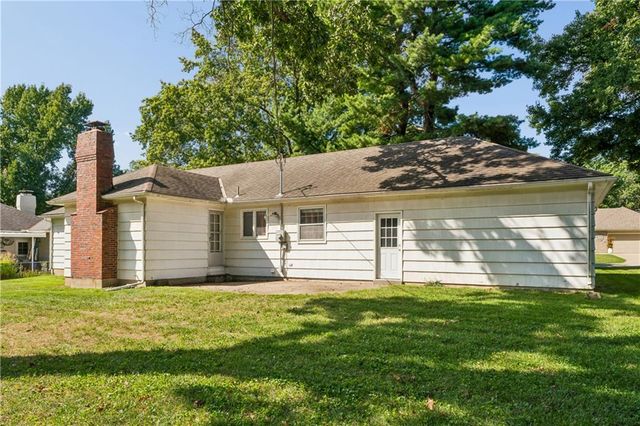 6441 Woodson Drive, Mission, KS 66202