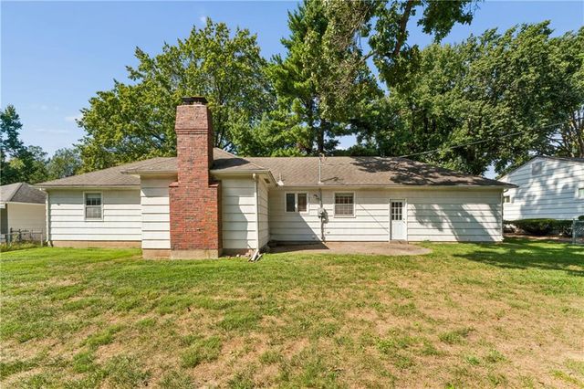 6441 Woodson Drive, Mission, KS 66202