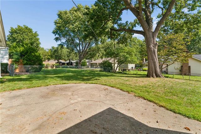 6441 Woodson Drive, Mission, KS 66202