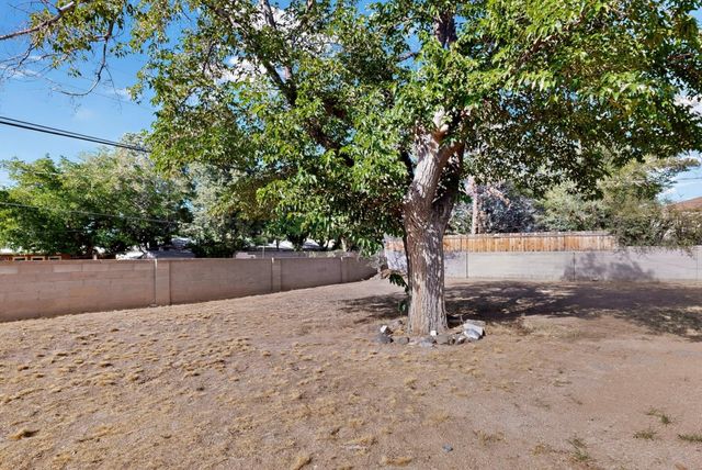 6509 Bellrose Avenue NE, Albuquerque, NM 87110
