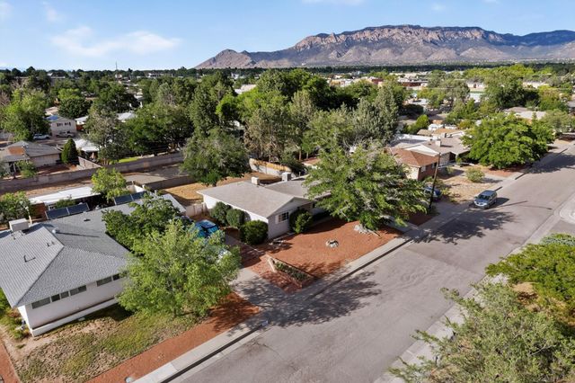 6509 Bellrose Avenue NE, Albuquerque, NM 87110