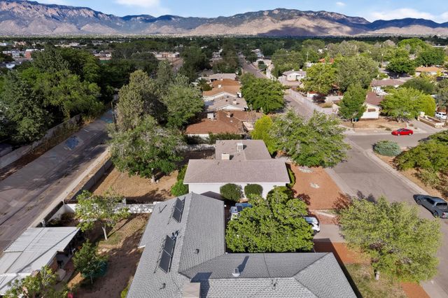 6509 Bellrose Avenue NE, Albuquerque, NM 87110