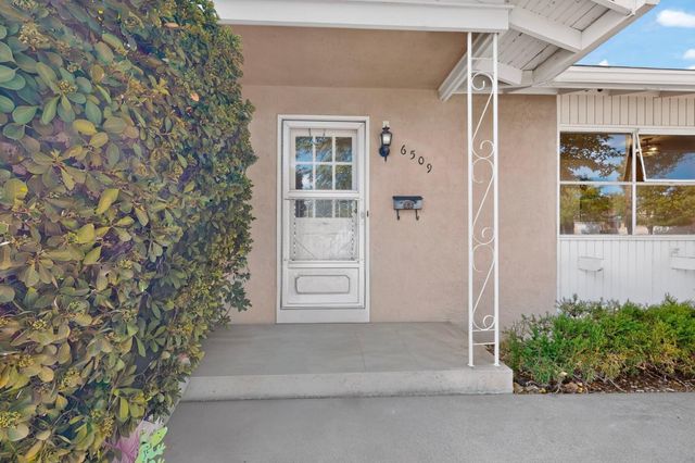 6509 Bellrose Avenue NE, Albuquerque, NM 87110