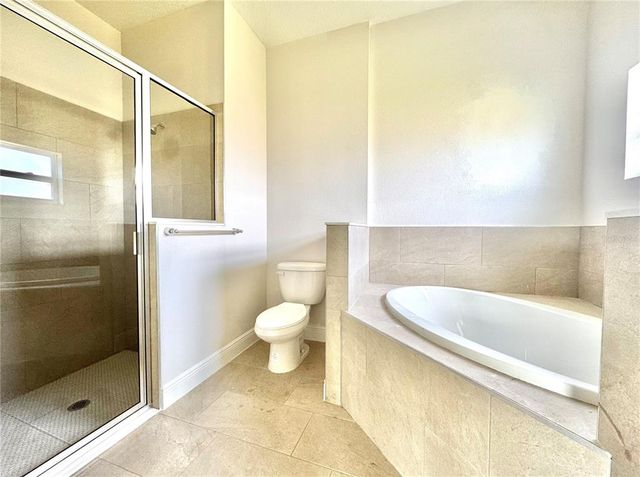 2427 CONTINENTAL BOULEVARD, Orlando, FL 32808
