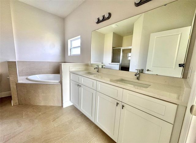 2427 CONTINENTAL BOULEVARD, Orlando, FL 32808