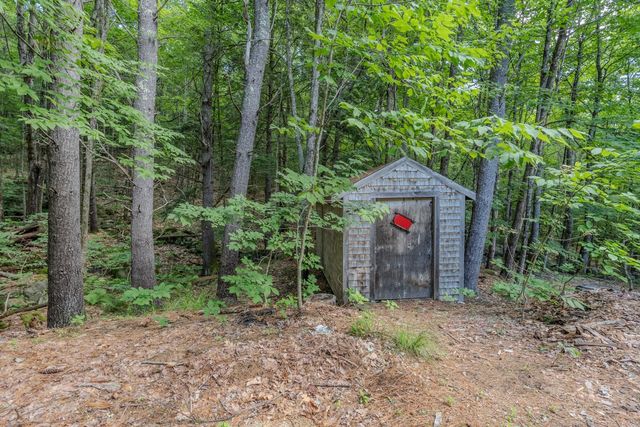 106 Livingston Road, Meredith, NH 03253