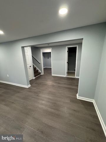 2802 PIN OAK LN, Lanham, MD 20706