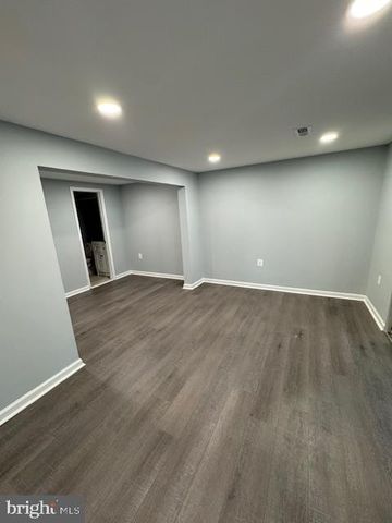 2802 PIN OAK LN, Lanham, MD 20706