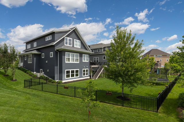 4428 Millstone Drive, Chaska, MN 55318