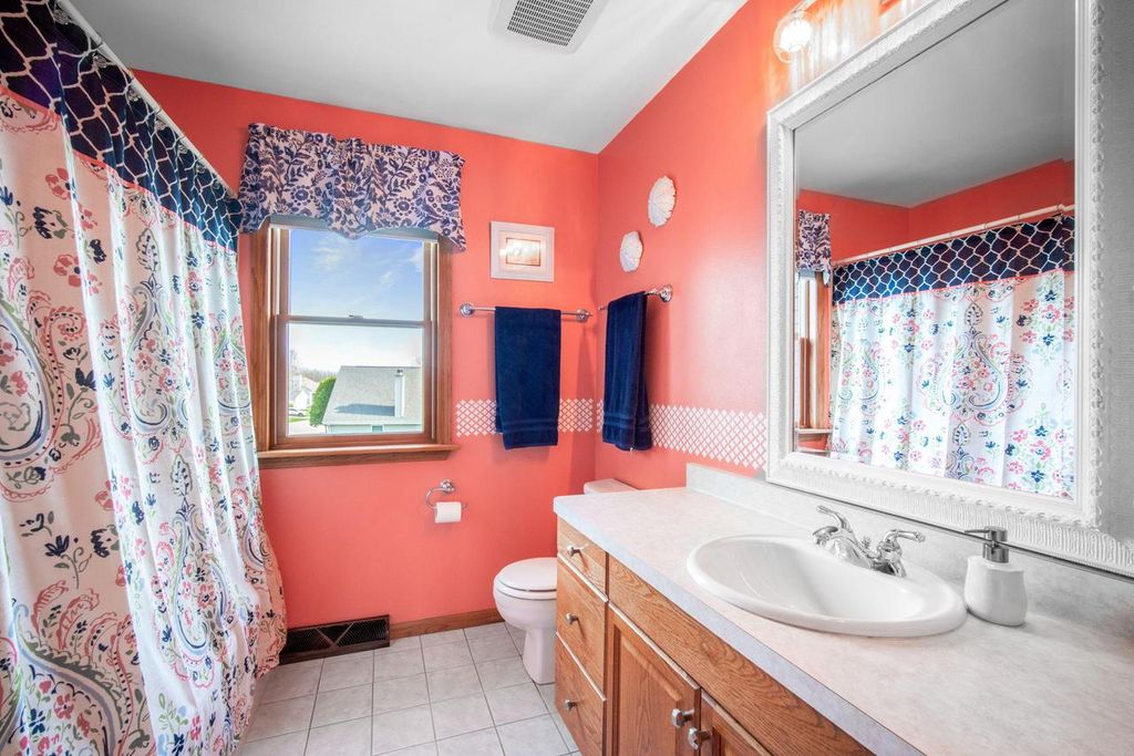 property-img