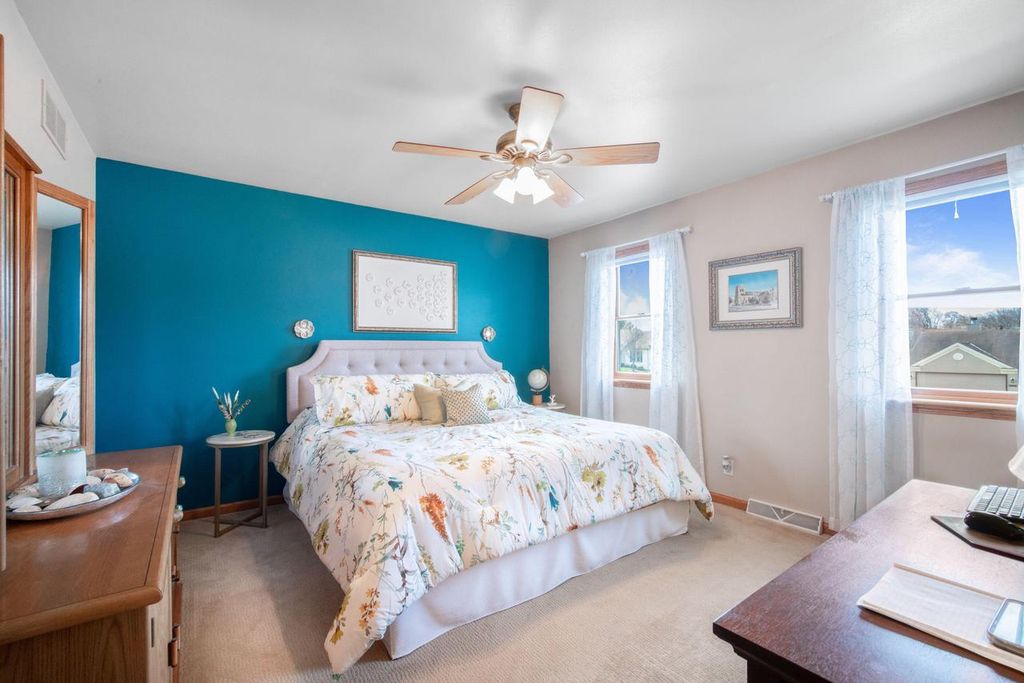 property-img