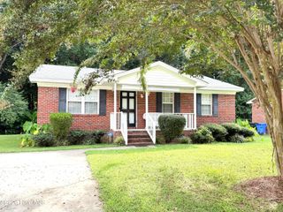 2110 Shamrock Drive E, Wilson, NC 27893