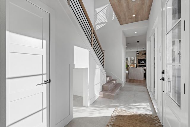 306 E 35th Street, Houston, TX 77018