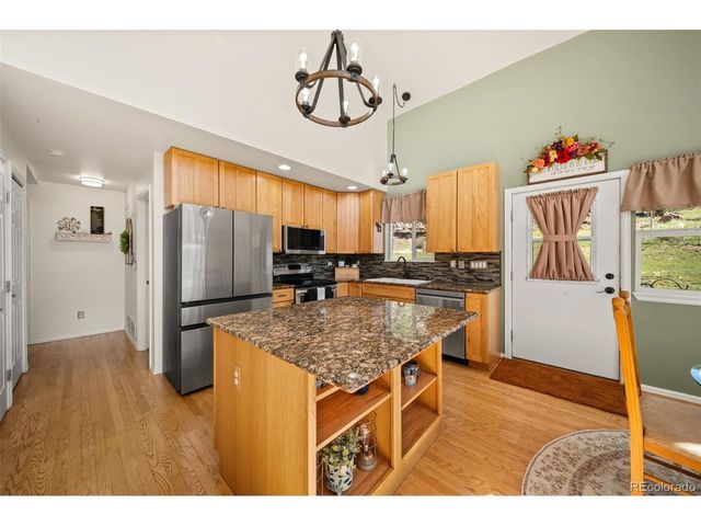 524 Spring Valley Dr, Florissant, CO 80816