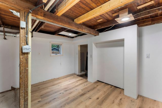 1 Tip Top Lane, Mahtomedi, MN 55115