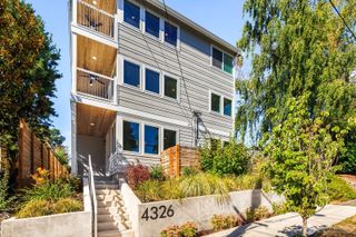 4326 A SW Mills Street, Seattle, WA 98136