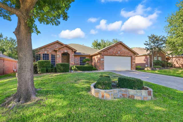 609 Jamie Lane, Mansfield, TX 76063