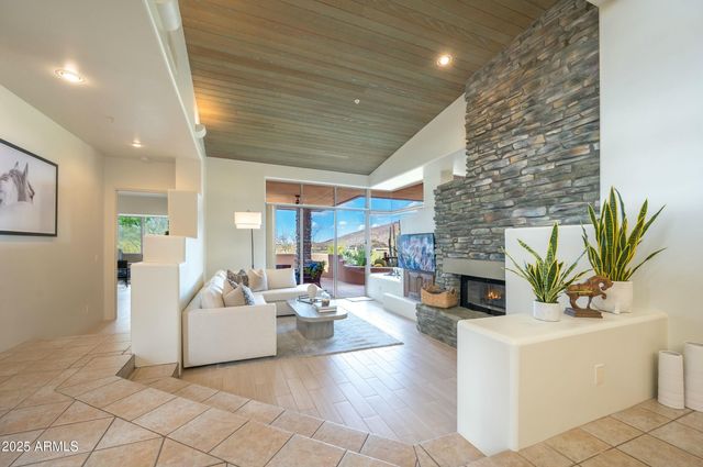 10214 E OLD TRAIL Road, Scottsdale, AZ 85262