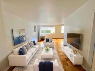 30 Lake Street 8D, White Plains, NY 10603