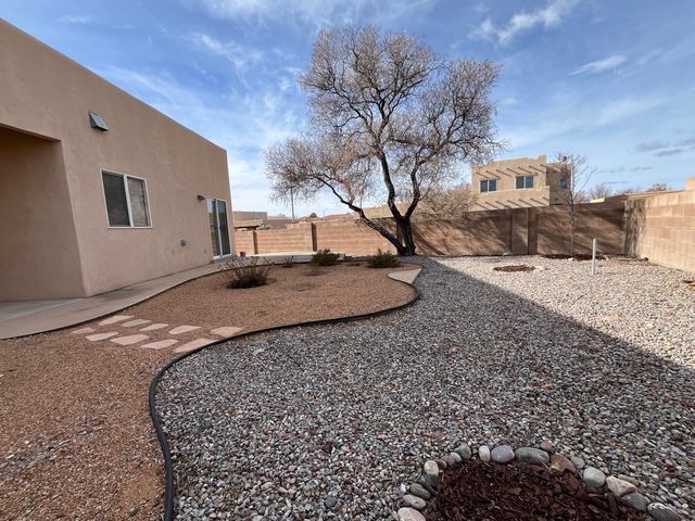 1501 Vista Monte Drive NE, Albuquerque, NM 87113
