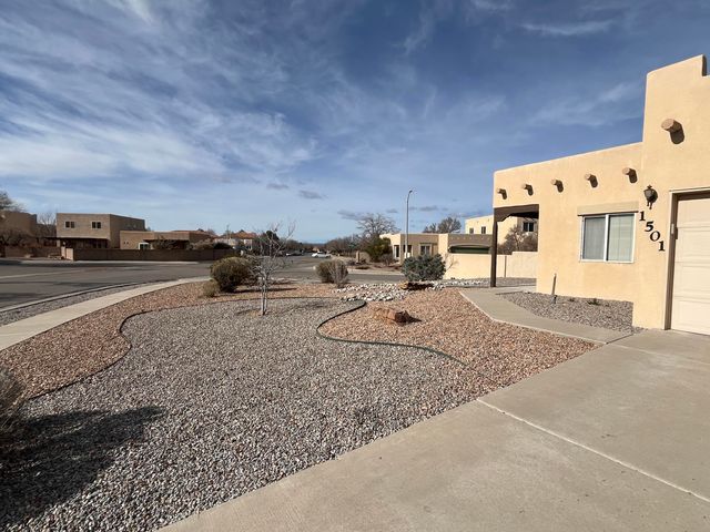 1501 Vista Monte Drive NE, Albuquerque, NM 87113
