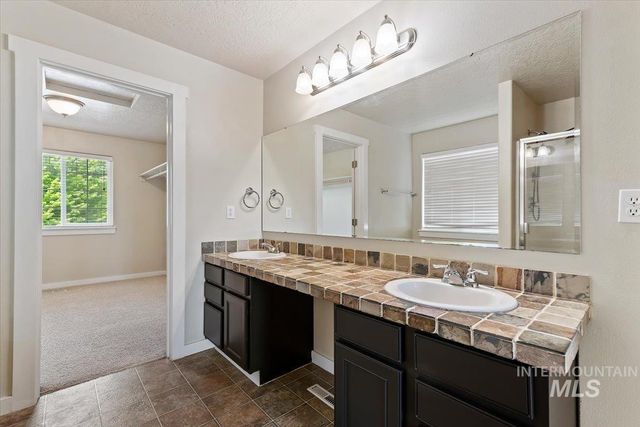 11325 W Cumberland River Drive, Nampa, ID 83686