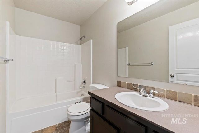 11325 W Cumberland River Drive, Nampa, ID 83686