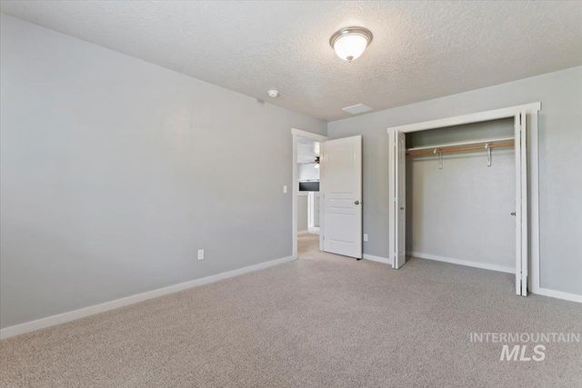11325 W Cumberland River Drive, Nampa, ID 83686