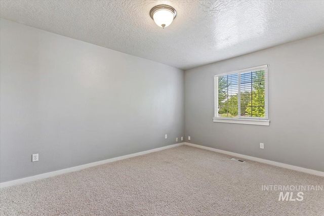 11325 W Cumberland River Drive, Nampa, ID 83686