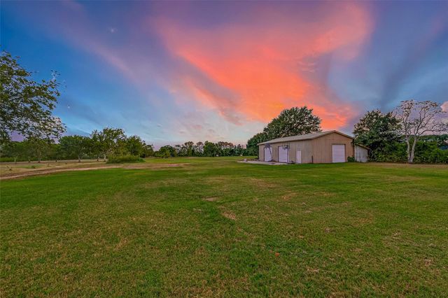 3122 Kueck Road, Rosenberg, TX 77471