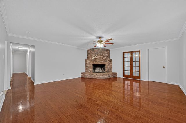 3122 Kueck Road, Rosenberg, TX 77471