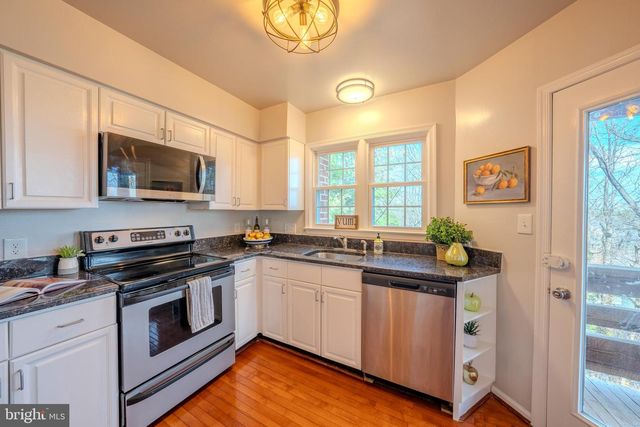 11168 BEAVER TRAIL CT, Reston, VA 20191