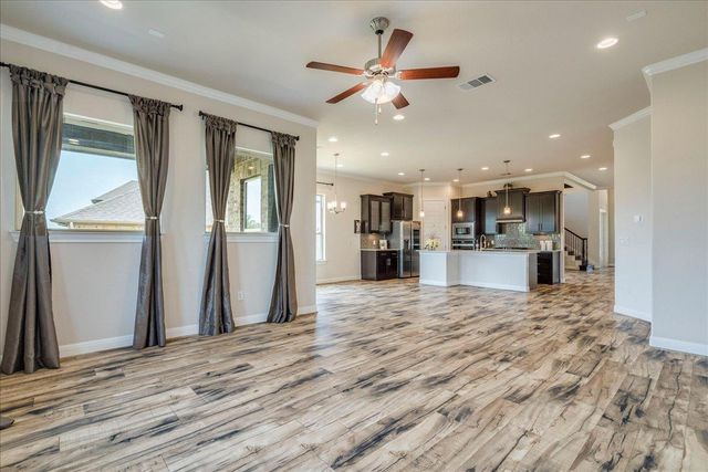 709 Kingston PL, Cedar Park, TX 78613