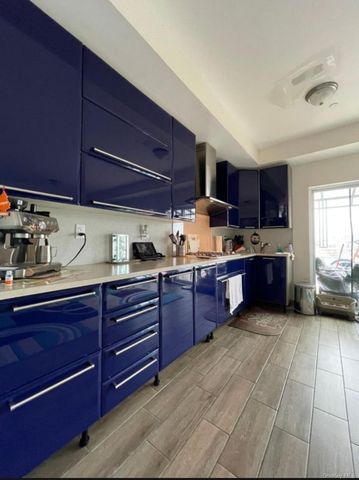 92 Brighton 11th Street, Brooklyn, NY 11235