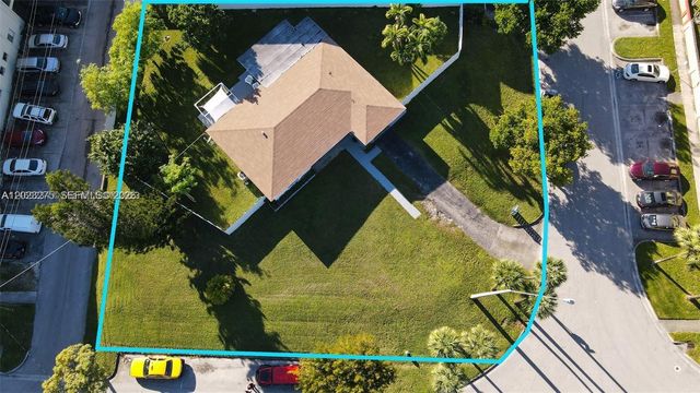 2190 NE 169th St, North Miami Beach, FL 33162