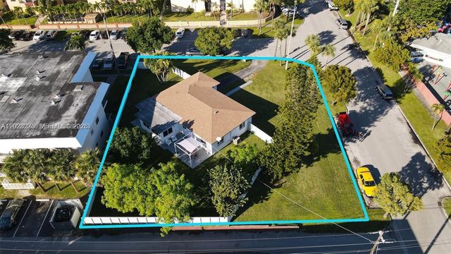 2190 NE 169th St, North Miami Beach, FL 33162