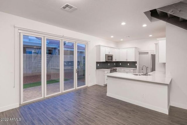 4210 N 28th Street Unit 7, Phoenix, AZ 85016