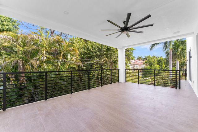 913 Denery Lane, Delray Beach, FL 33483